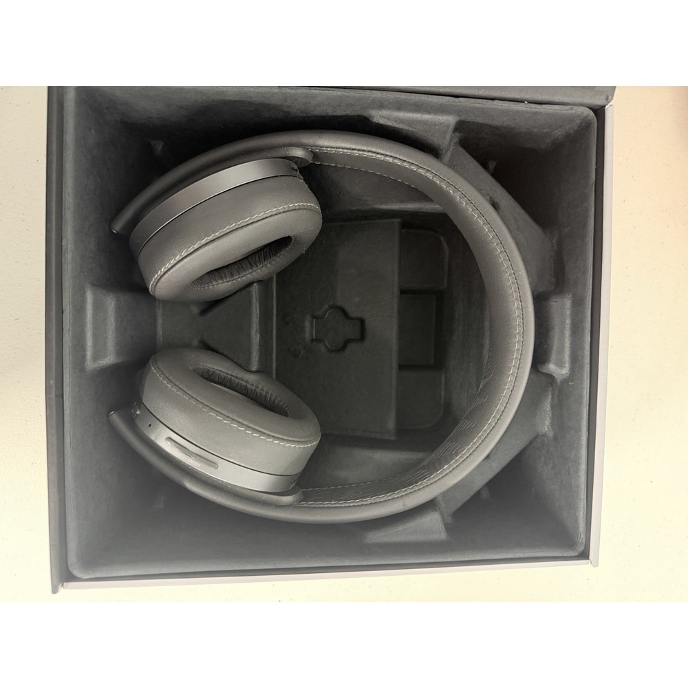 Sony‎ PlayStation Wireless Gold Headset Limited Edition The Last of Us Part II